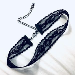 Black Lace Choker